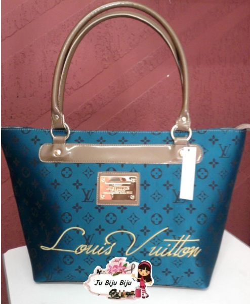 19 Réplica LV